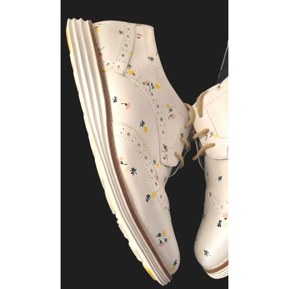 Cole Haan Leather Oxfords  Grand White Wingtip  Floral Print Women’s Size 6B - Picture 7 of 11